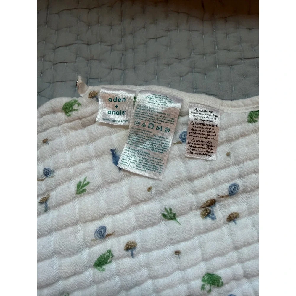 Aden + Anais Organic Cotton Muslin Burp Bib Burp Cloth Tree Print
